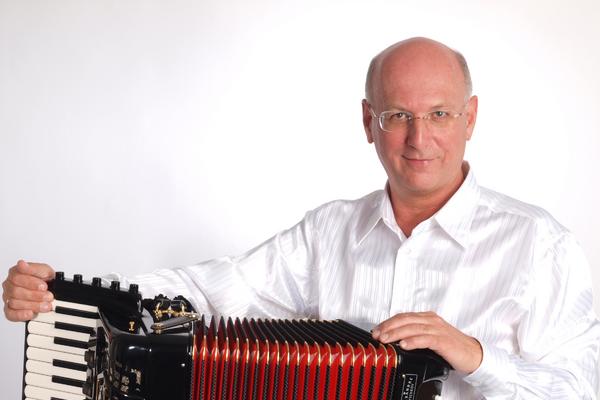 Konzert „Akkordeon Total! Von Klassik bis A. Piazzolla“